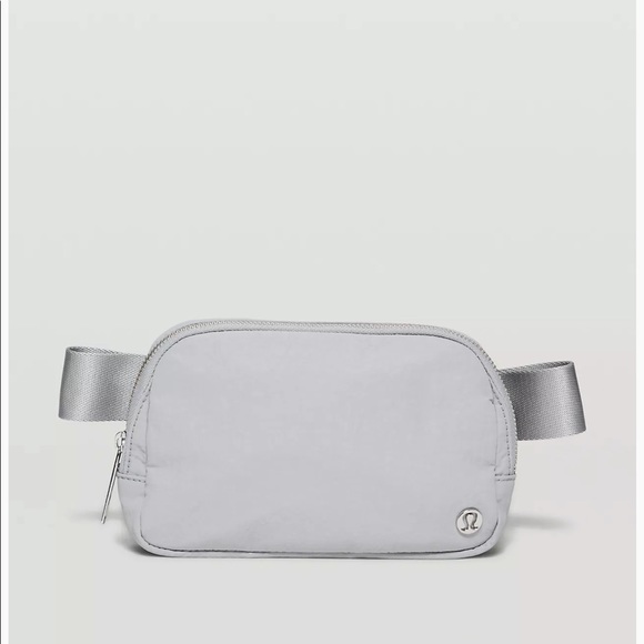 lululemon athletica Handbags - Lululemon- Everywhere Belt Bag- Silver Drop